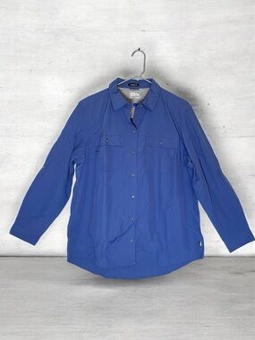 Eddie Bauer Women’s Classic Fit Blue Button-Up Shirt Size L